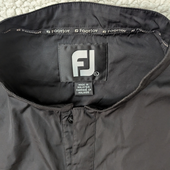 FootJoy Black Golf Sleeveless Jacket - Picture 2 of 7